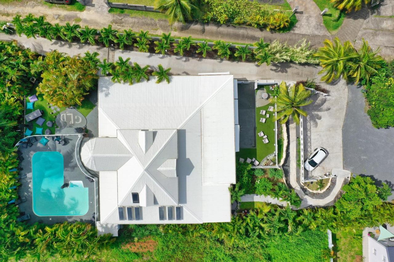 Green Lord Domaine - Lodges Piscine & Spa - Bar & Lounge - Restaurant Gastronomique Lamentin Exterior photo
