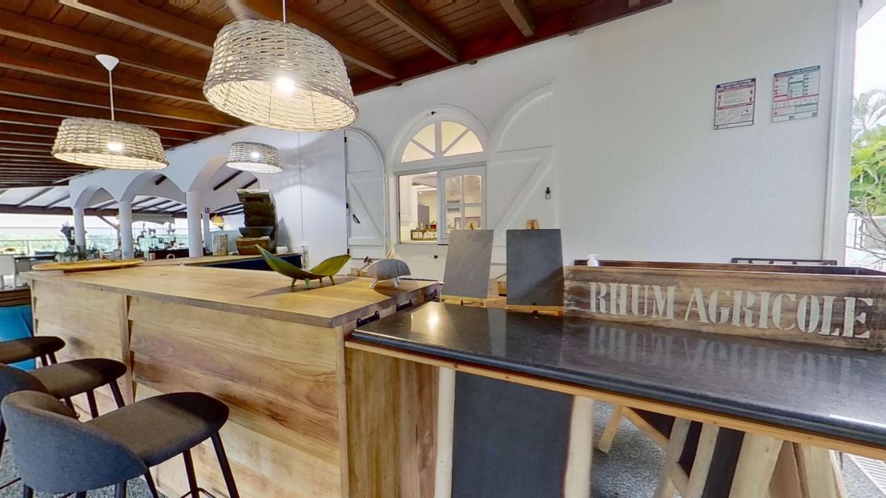 Green Lord Domaine - Lodges Piscine & Spa - Bar & Lounge - Restaurant Gastronomique Lamentin Exterior photo